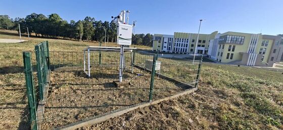 Atteindre les objectifs en matière de qualité de l'air grâce à la technologie AQMS de pointe